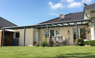 Terrassenüberdachung Alu mit Polycarbonatplatten 