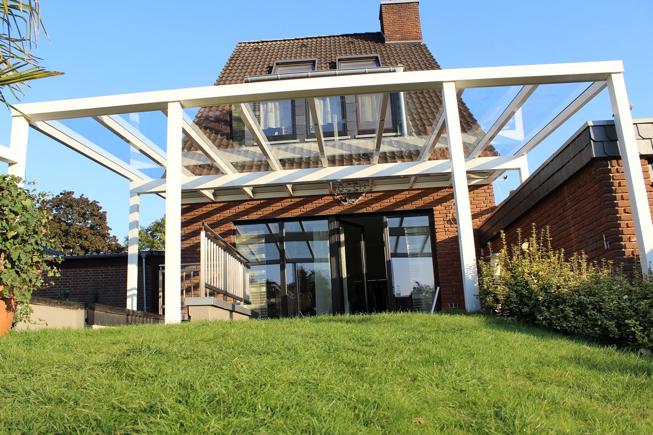 Terrassenüberdachung klar